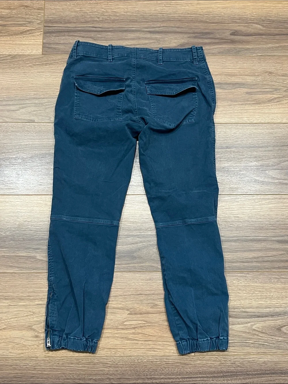 Nili Lotan Jogger Cropped Military Pants in Washed Blue Size 4